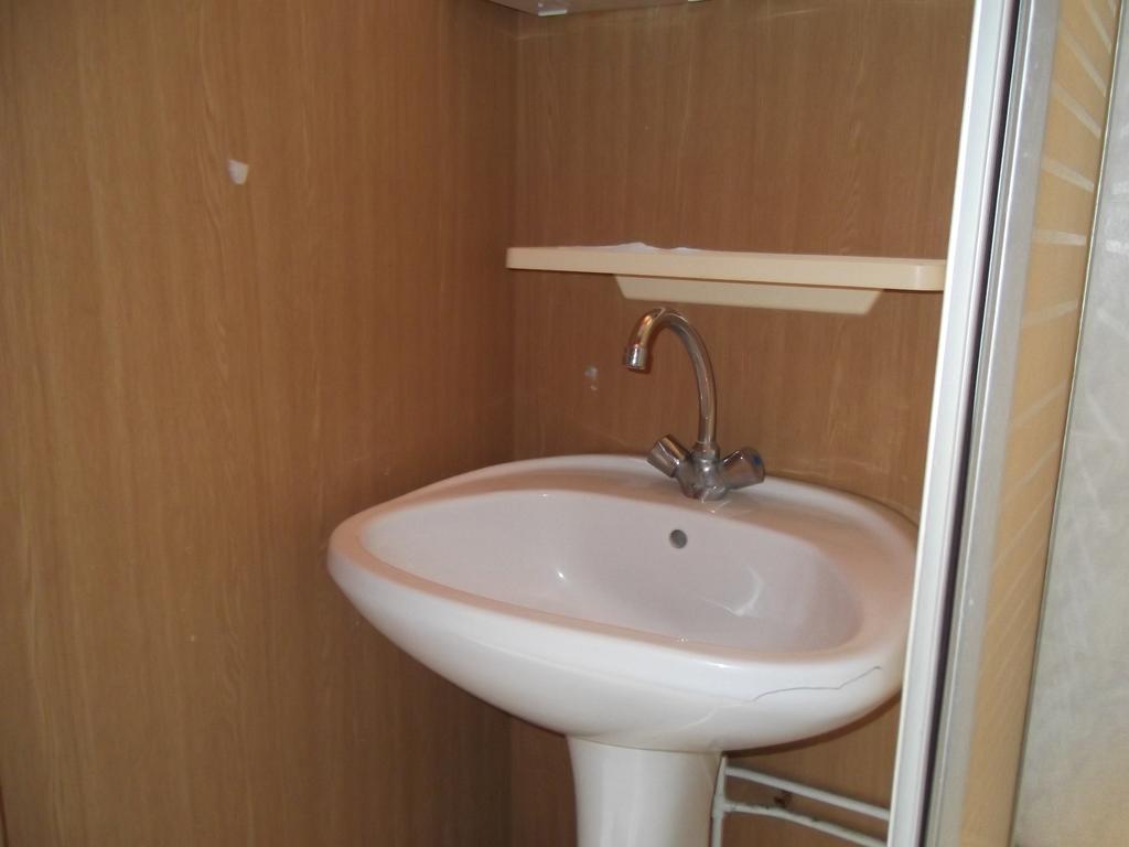 Dworek W Zieleni Warszawa Exteriör bild