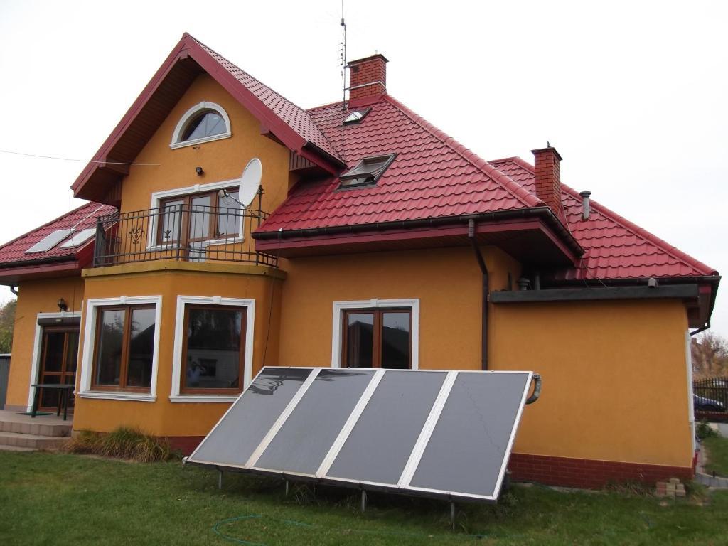 Dworek W Zieleni Warszawa Exteriör bild